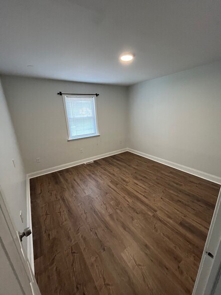 Building Photo - 616 Ramah Rd