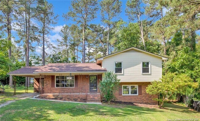 Primary Photo - 1618 Hickoryridge Ct