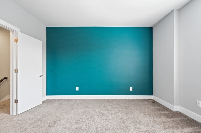 Building Photo - 1009 N Park Ave