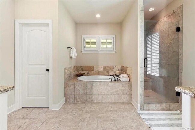 Building Photo - 1794 Covington Ridge