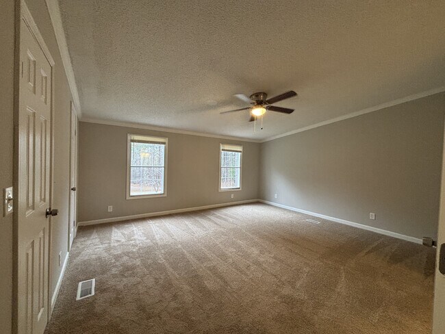 Building Photo - 1100 Big Sandy Creek Ln