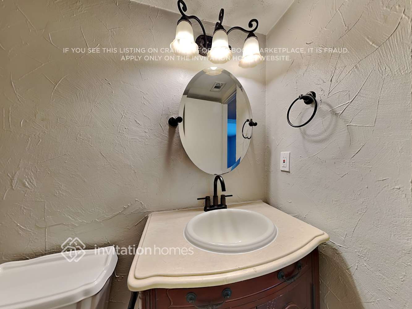 Building Photo - 1301 Clearview Dr