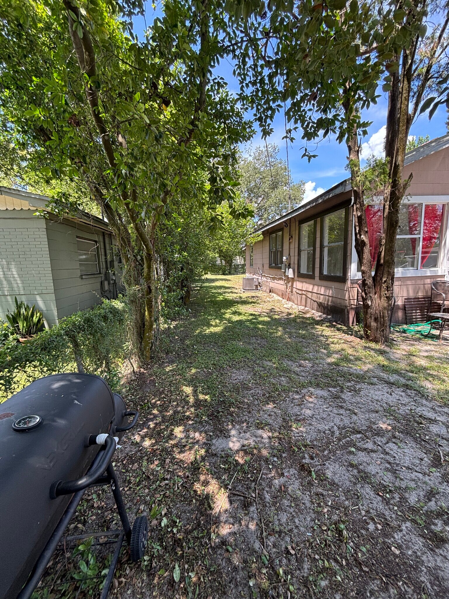 Building Photo - 8410 N Elmer St