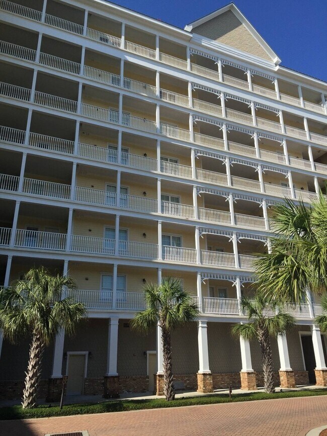 Building Photo - Fabulous Waterfront Condo in Coveted "Harbour Village" on Beautiful St. Andrew's Bay!