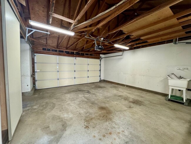 Building Photo - 2488 Turnbridge Glen