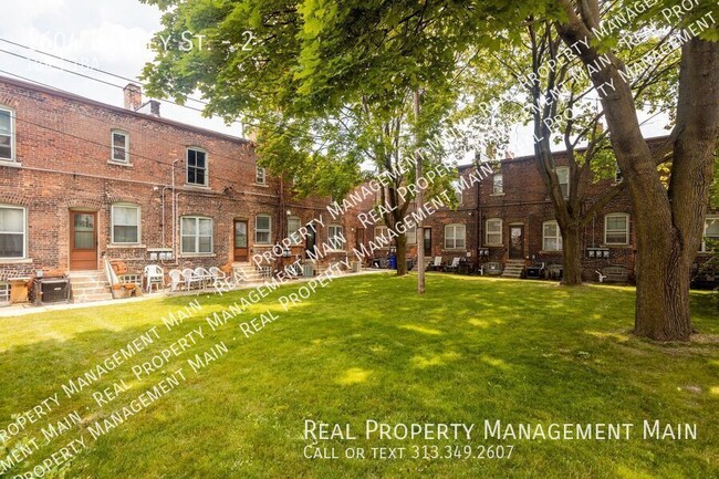 Building Photo - 1604 Bagley St
