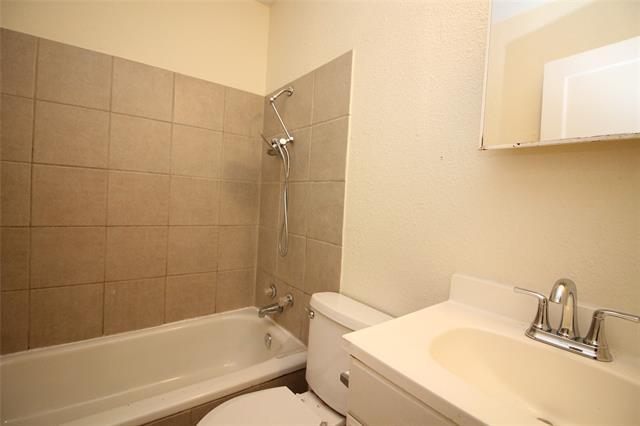 Building Photo - 1313 Wayne St