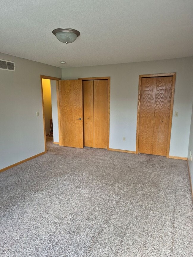 Building Photo - 13174 Meadowood Curve