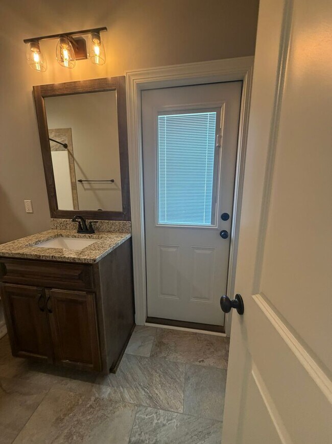 Building Photo - Maddison Subdivision