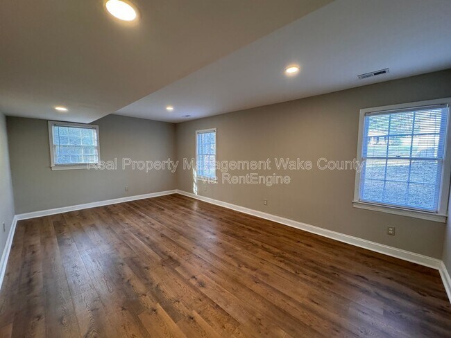 Building Photo - 7001 Norton Ln