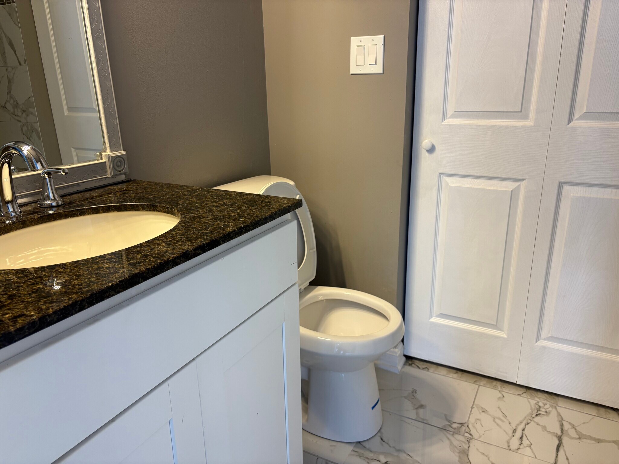 Building Photo - 7416 Hindon Cir