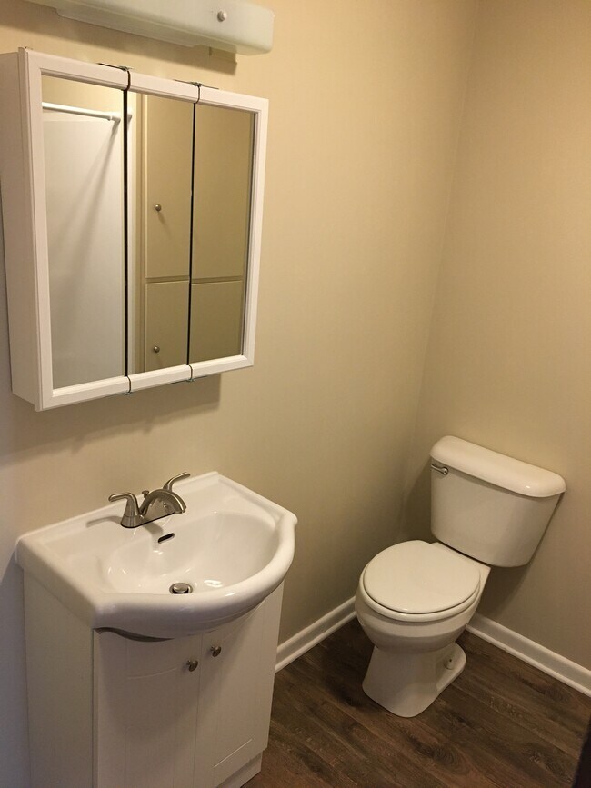 Building Photo - 25703 Scott St