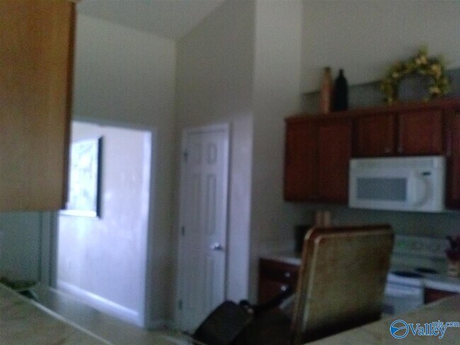 Building Photo - 118 Horseshoe Bend S