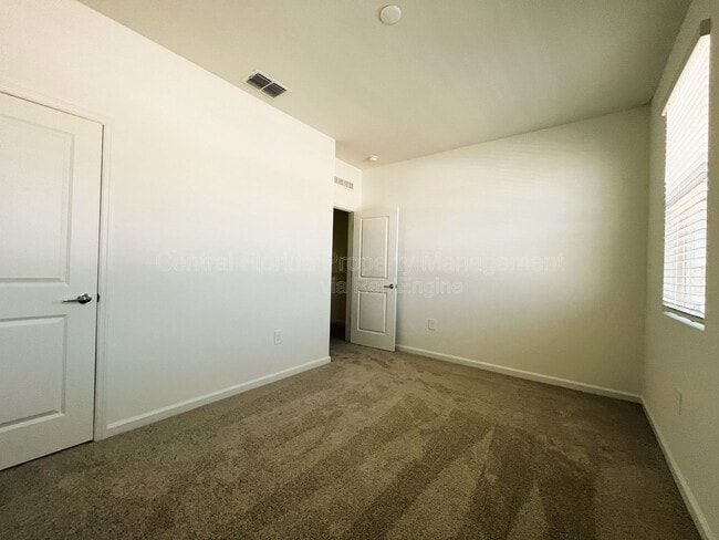 Building Photo - 2080 Rider Rain Ln