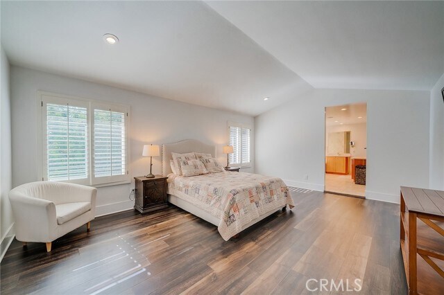 Building Photo - 6049 Rustling Oaks Dr