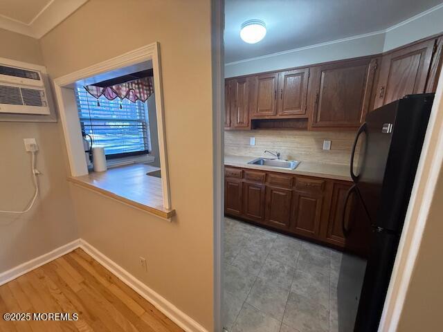 Building Photo - 82 Manor Dr