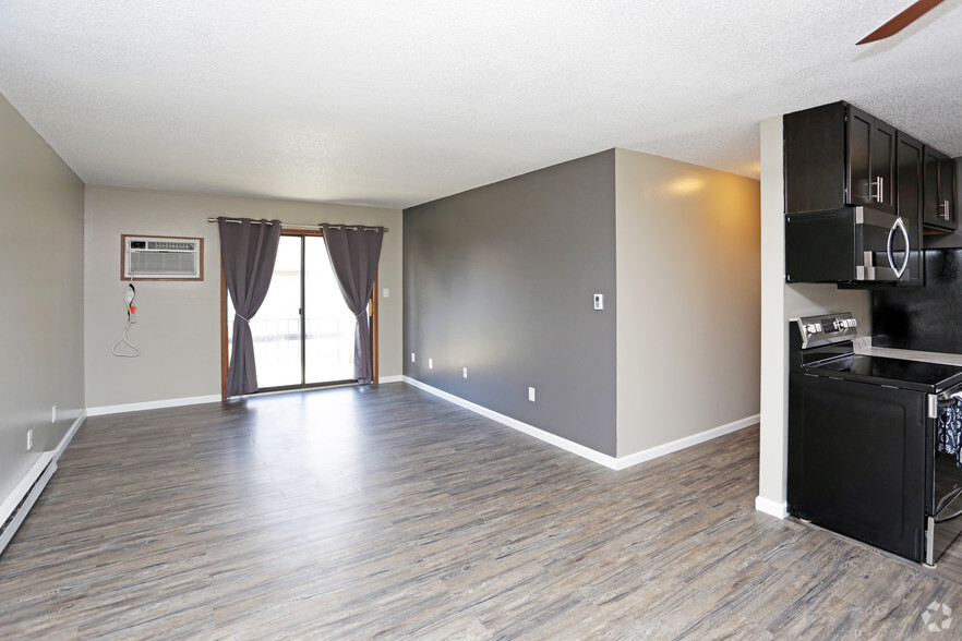 Living Room - Woodland Place Apartments