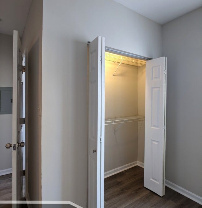 Building Photo - 1627 N Humboldt Blvd