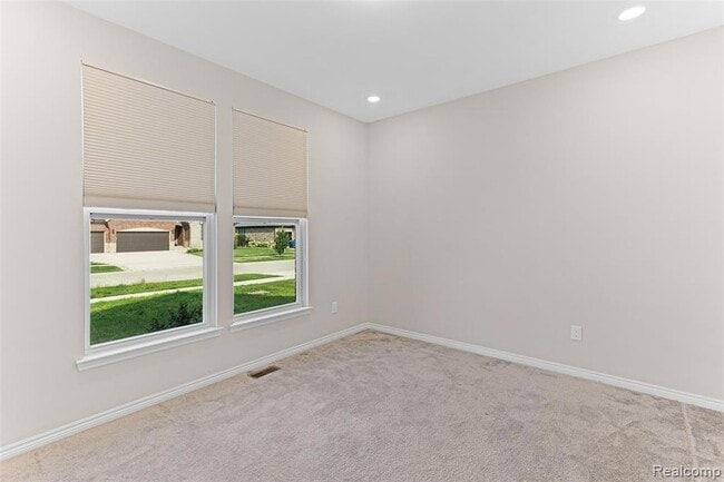 Building Photo - 2951 Andlaur Dr