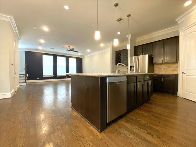 Building Photo - 5226 Kiam St