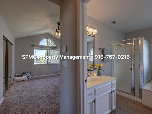 Building Photo - Beautiful 4BR/3BA Home in Rocklin 3-Car Garage & Low-Maintenance Backyard