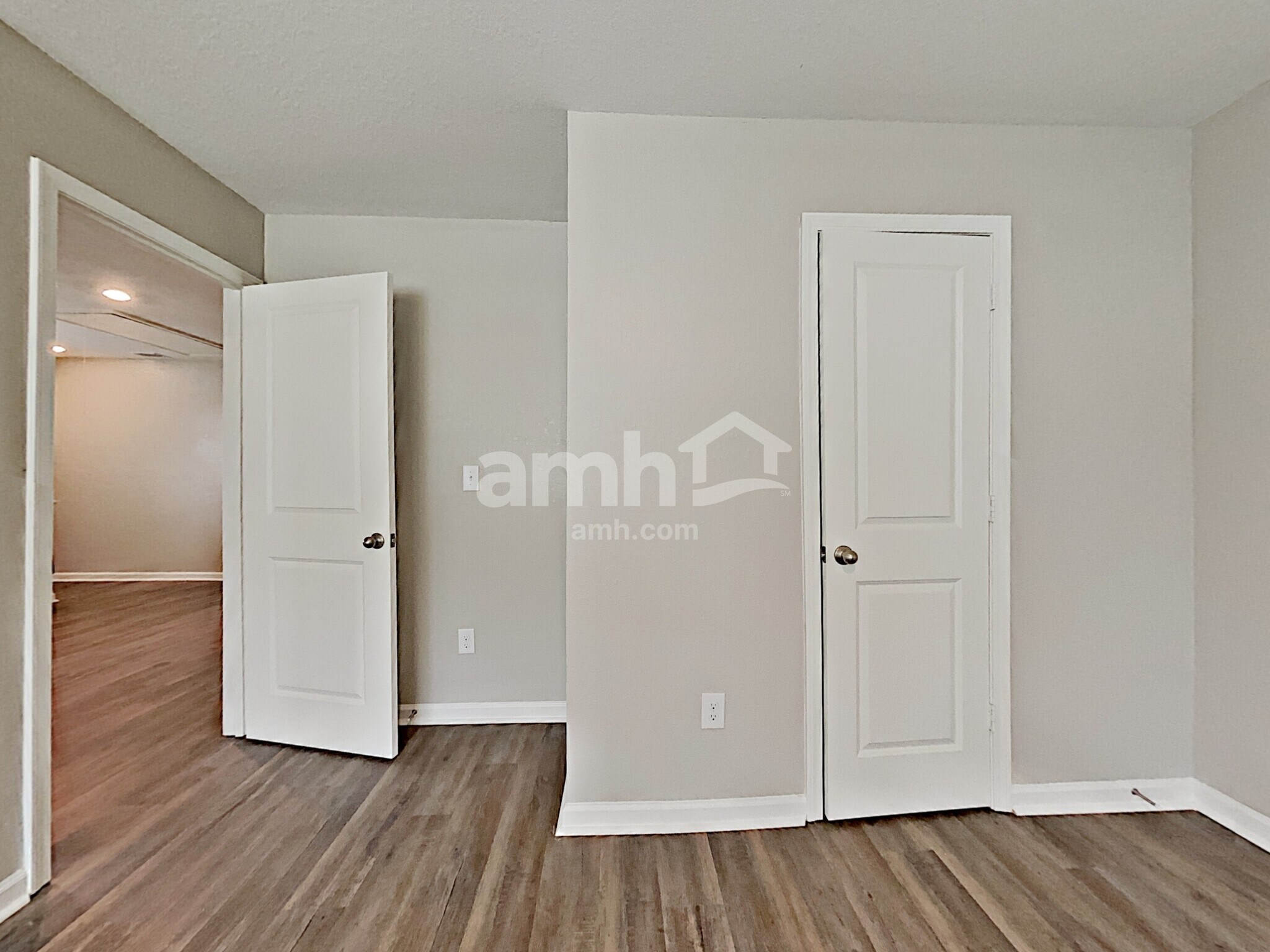 Building Photo - 3420 Ridge Hill Pkwy