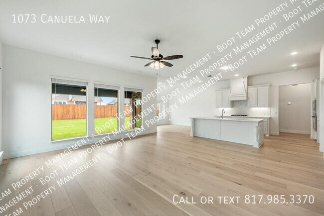 Building Photo - 1073 Canuela Way