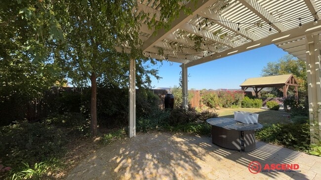 Building Photo - Amazing Home Off Calloway and Snow Rd!