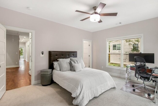 Building Photo - 782 Piedmont Way NE