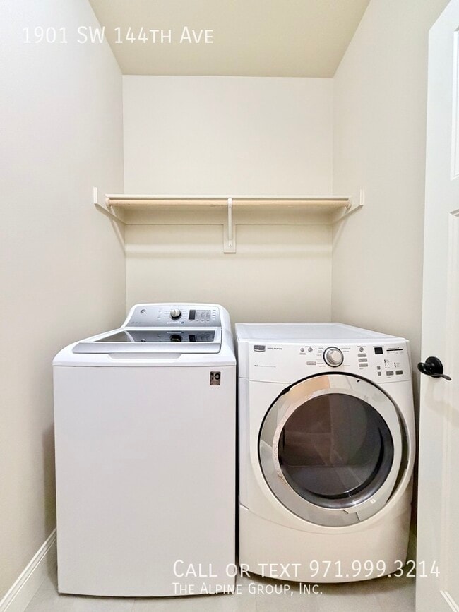 Building Photo - 1901 SW 144th Ave