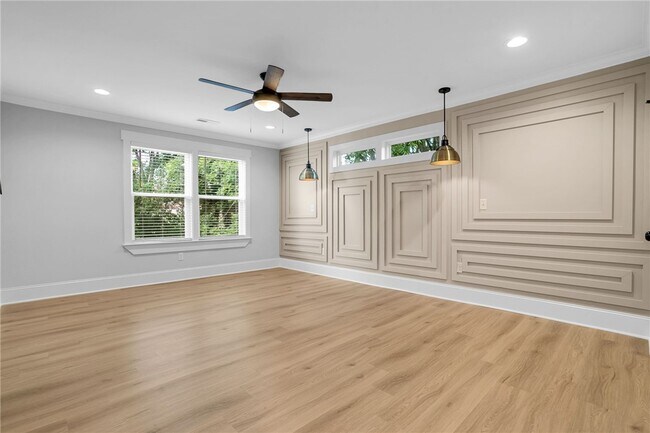 Building Photo - 108 Averill St