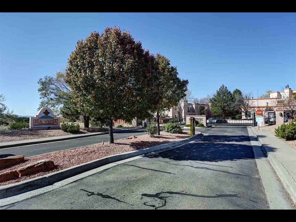 Building Photo - 2501 W Zia Rd