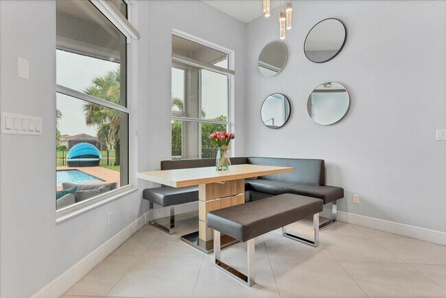 Building Photo - 22001 SW Tivolo Way