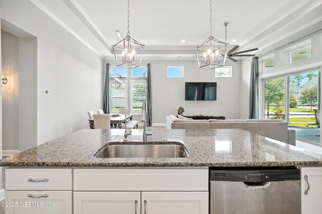 Building Photo - 21 Rockhurst Trl