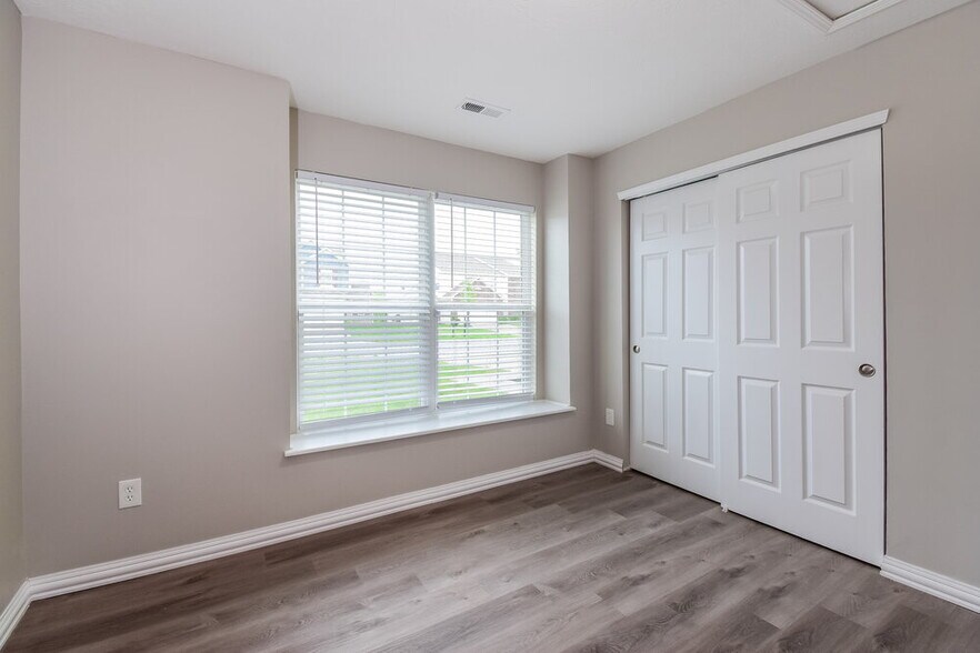 Building Photo - 3844 Boundary Bay Dr