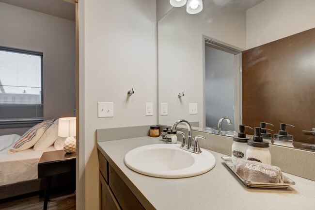 Building Photo - 2210 Remington Way