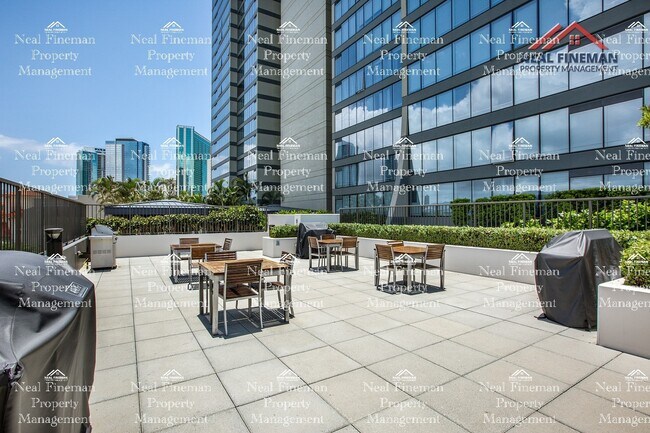 Building Photo - Furnished or unfurnished  1 Bed / 1 Bath Condo. 1 parking. Pacifica Honolulu KAKAAKO