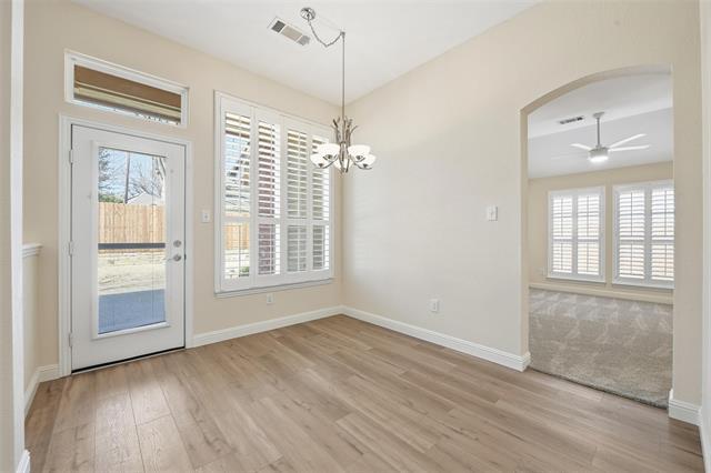 Building Photo - 2729 Pinehurst Dr