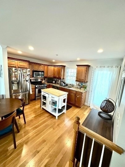 Building Photo - 26 Floyd St