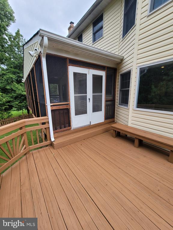 Building Photo - 2435 Pimpernel Dr