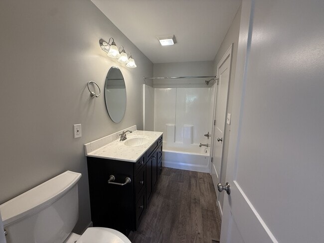 Building Photo - 211 Terrace Dr