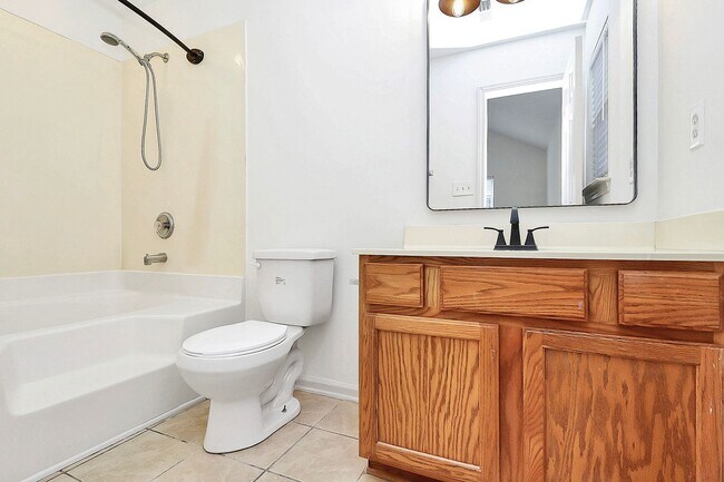 Building Photo - Updated 3 bed 2 bath near National Whitewater Center and CLT airport!