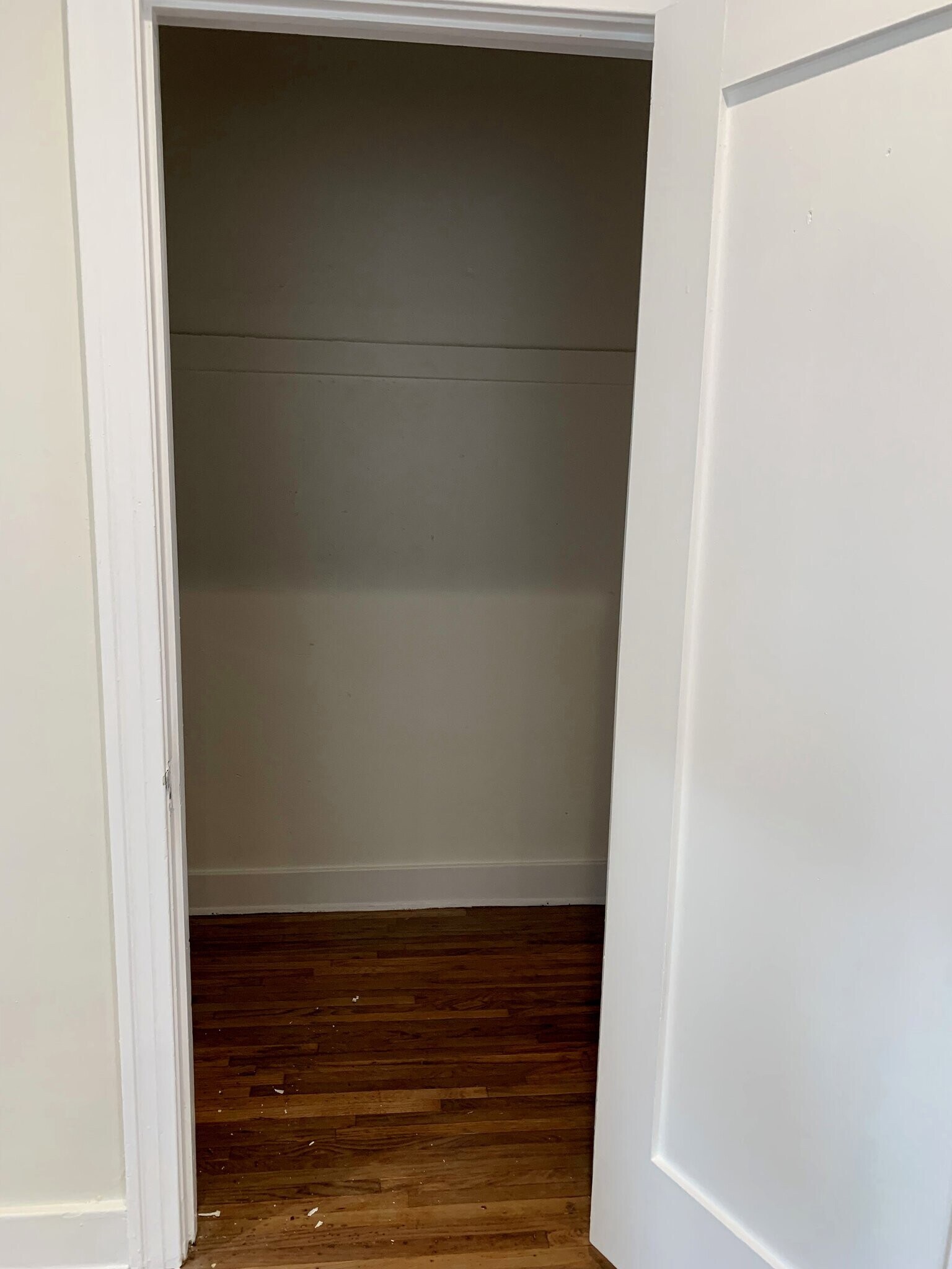 Building Photo - 642 N Genesee Ave