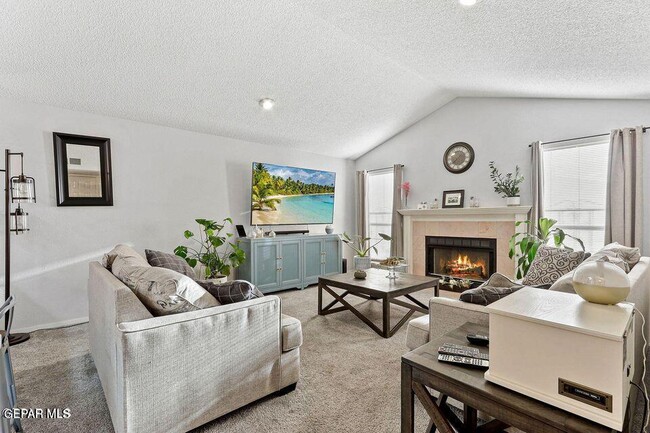 Building Photo - 766 Espada Dr