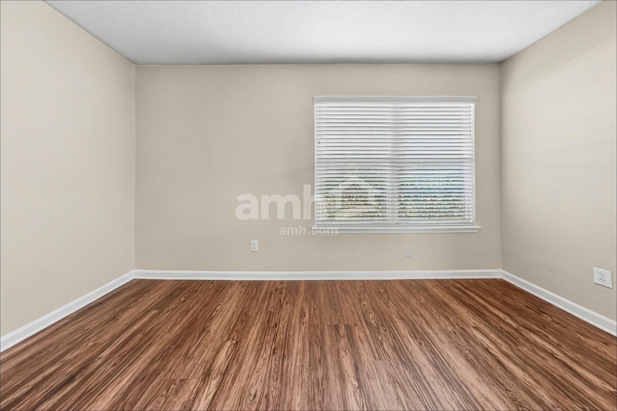 Building Photo - 11134 Lauren Oak Ln