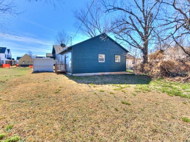 Building Photo - Renovated 3-bedroom, 2-bath home located in the heart of Edmond!