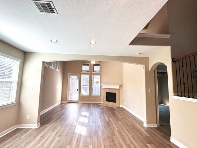 Building Photo - 22523 Birch Ridge Meadow Dr