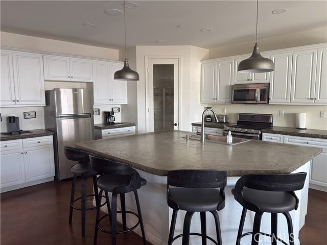 Building Photo - 7683 Prairie Dr