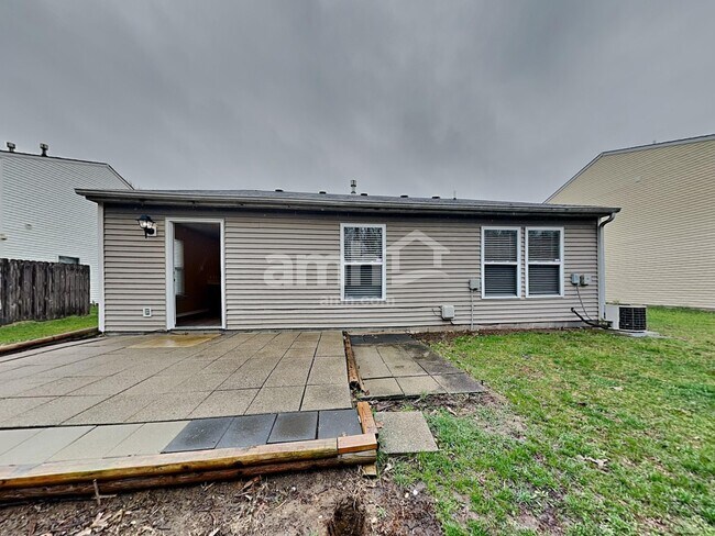 Building Photo - 1760 Blackmore Dr