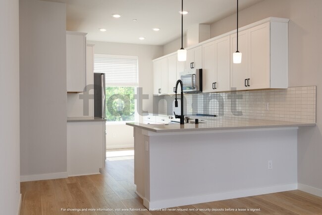 Building Photo - 14568 Westminster Way N